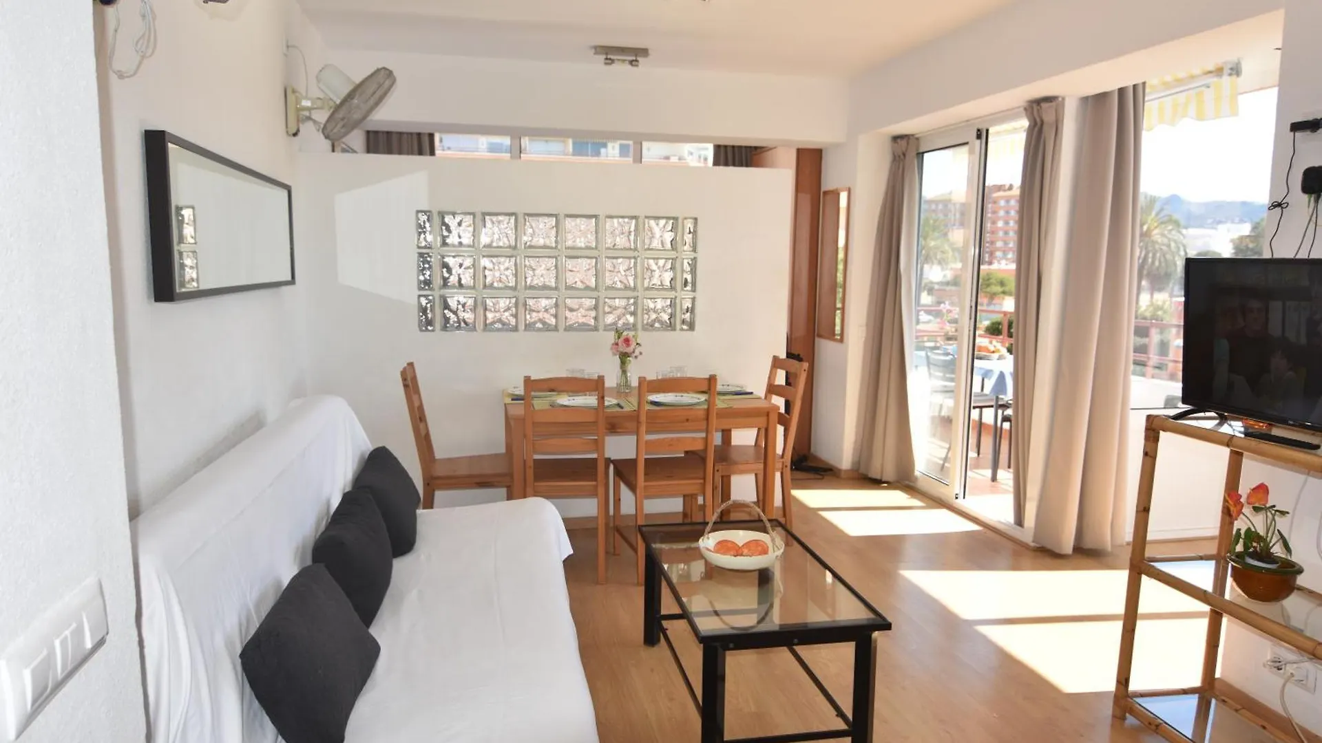 Apartamento Rnet - 600 Garbi 01-40 Rosas 0*,  España