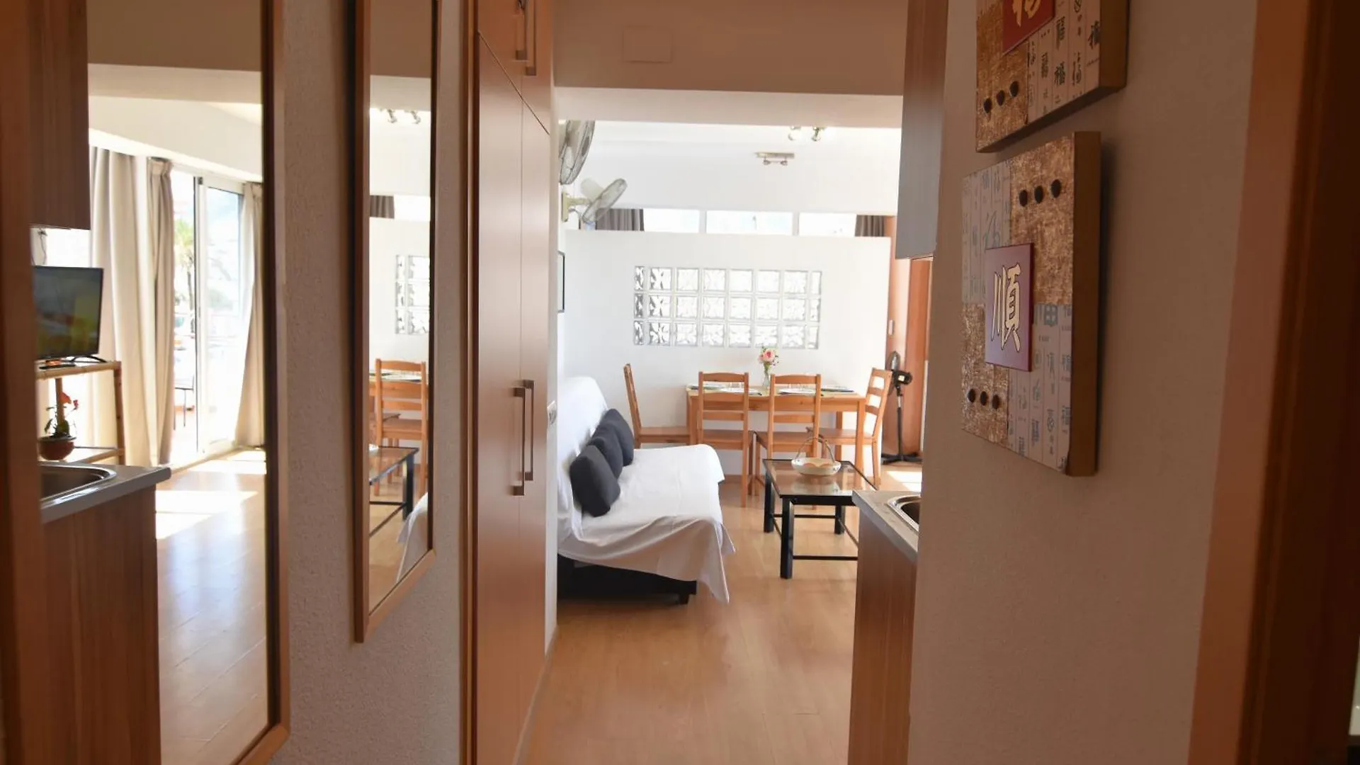 Apartamento Rnet - 600 Garbi 01-40 Rosas 0*,  España