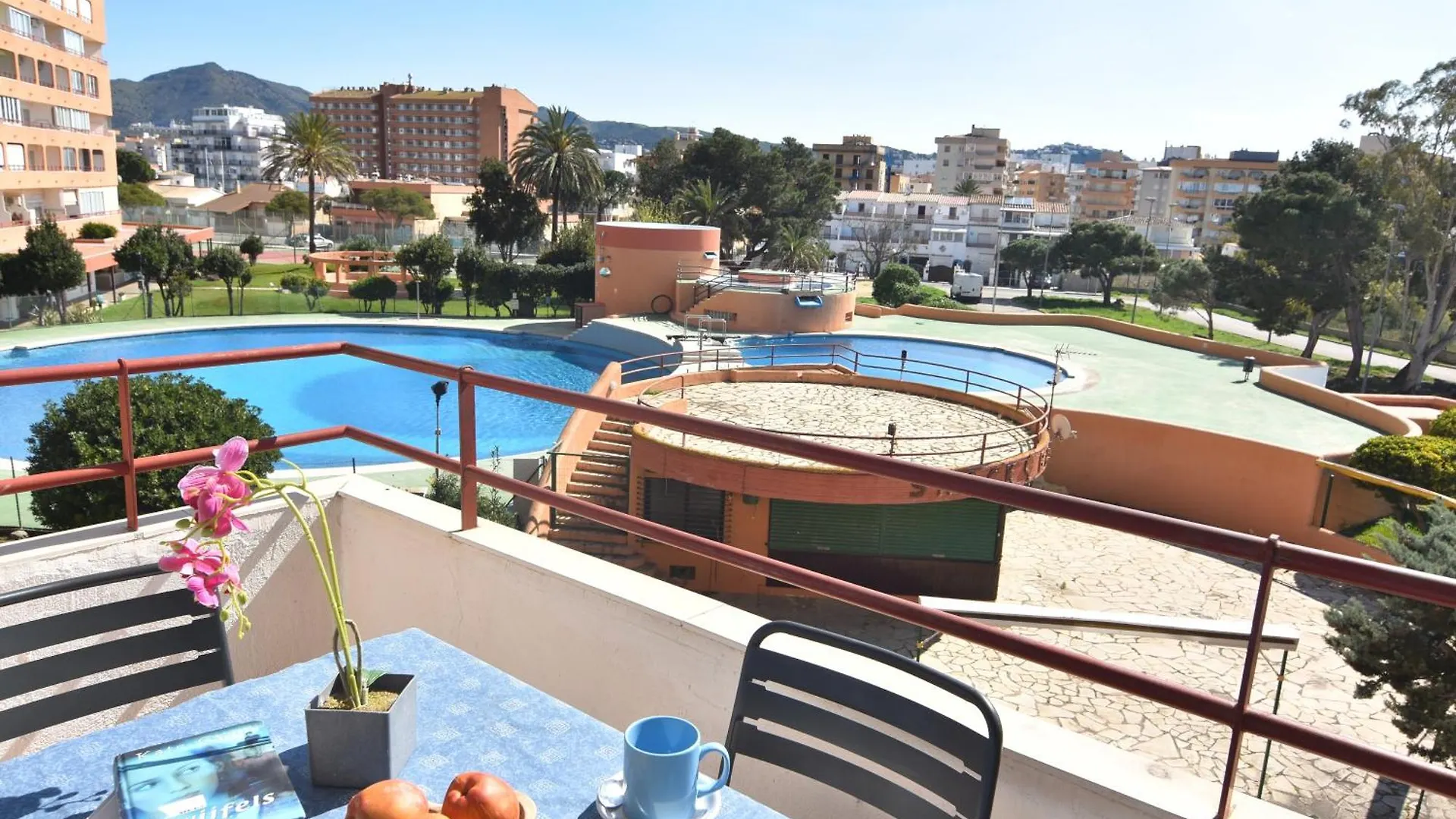 Apartamento Rnet - 600 Garbi 01-40 Rosas España